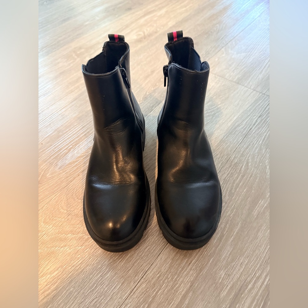 ✨ JUSTICE Girls Black Combat Boots Pink Camo Side Chelsea Booties  Cute Fall ❤️
